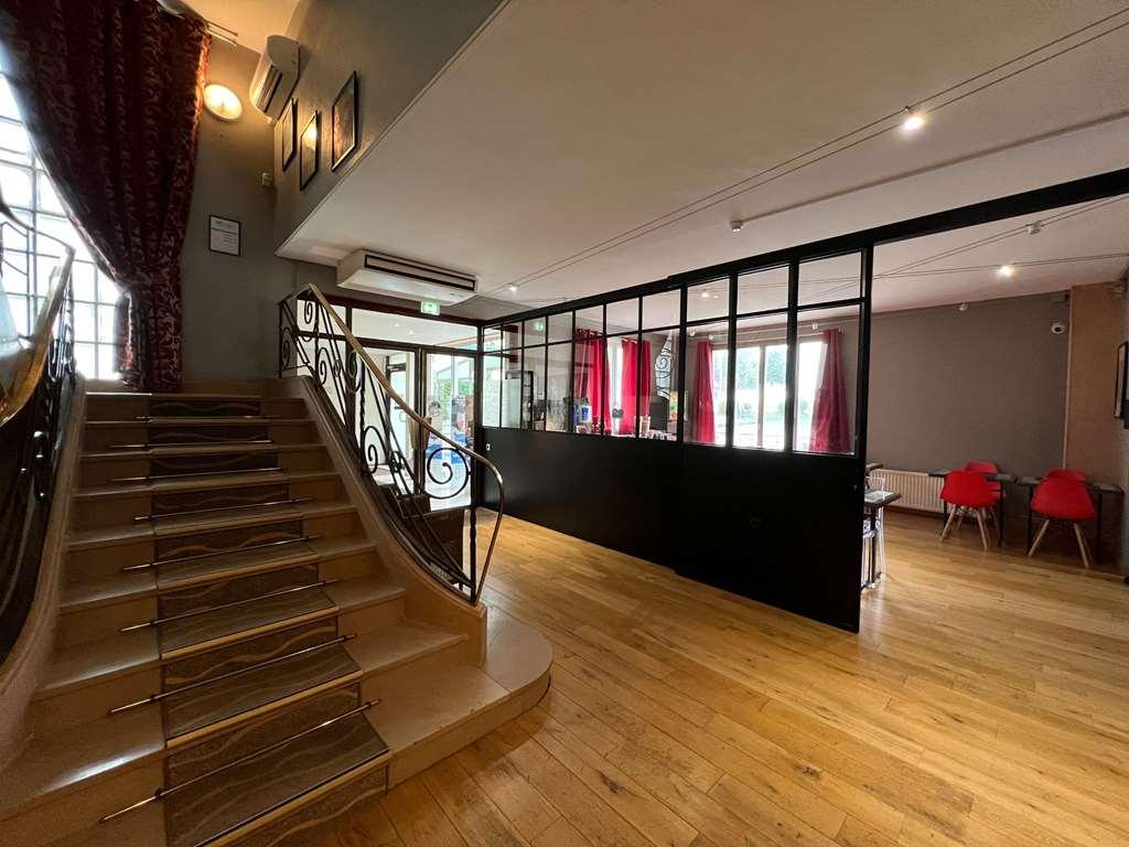 Brit Hotel Du Parc Niort Centre-Parking Gratuit Interiør bilde